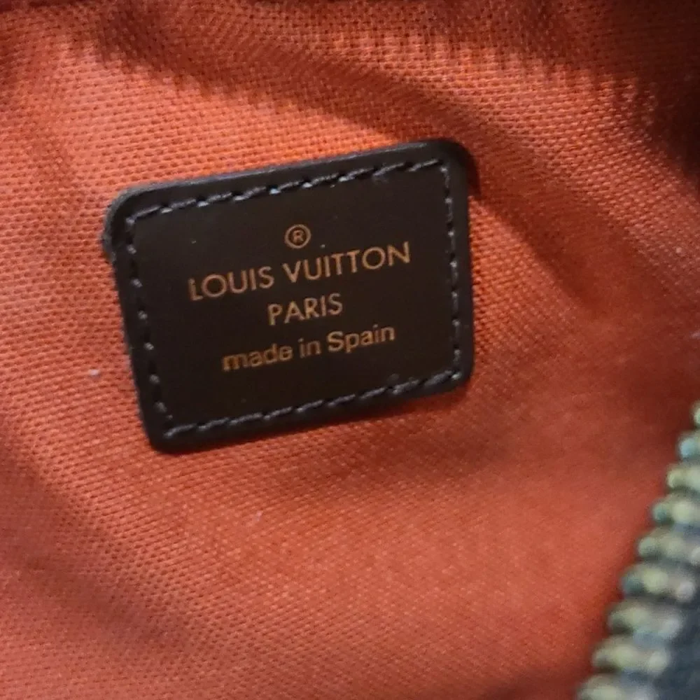 💯 Authentic Louis Vuitton Geronimo Bag🍀